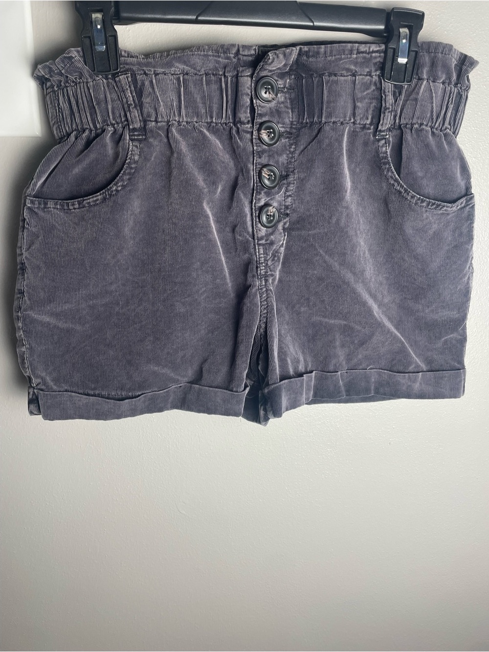 Francesca's Gray High-Rise Button Front Shorts Paperbag Waistband 100% Cotton